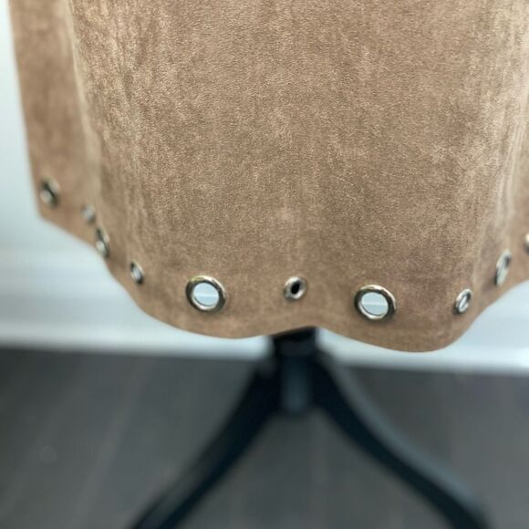 #141 JESSICA HOWARD vegan suede mini dress - Picture 4 of 10